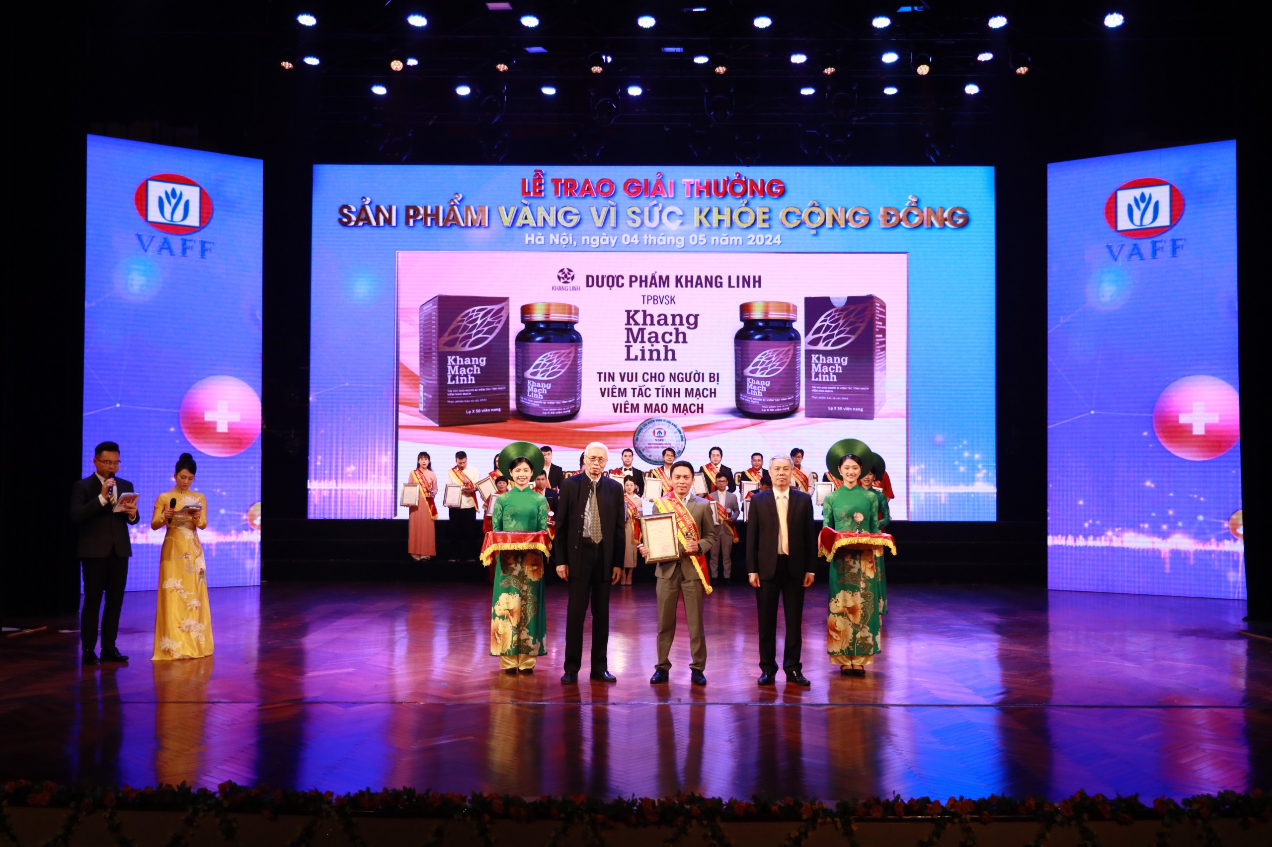Dược phẩm Khang Linh nhận Huy chương Vàng “Sản phẩm vì sức khỏe cộng đồng”