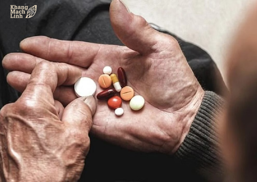 Điều trị nội khoa suy giãn tĩnh mạch